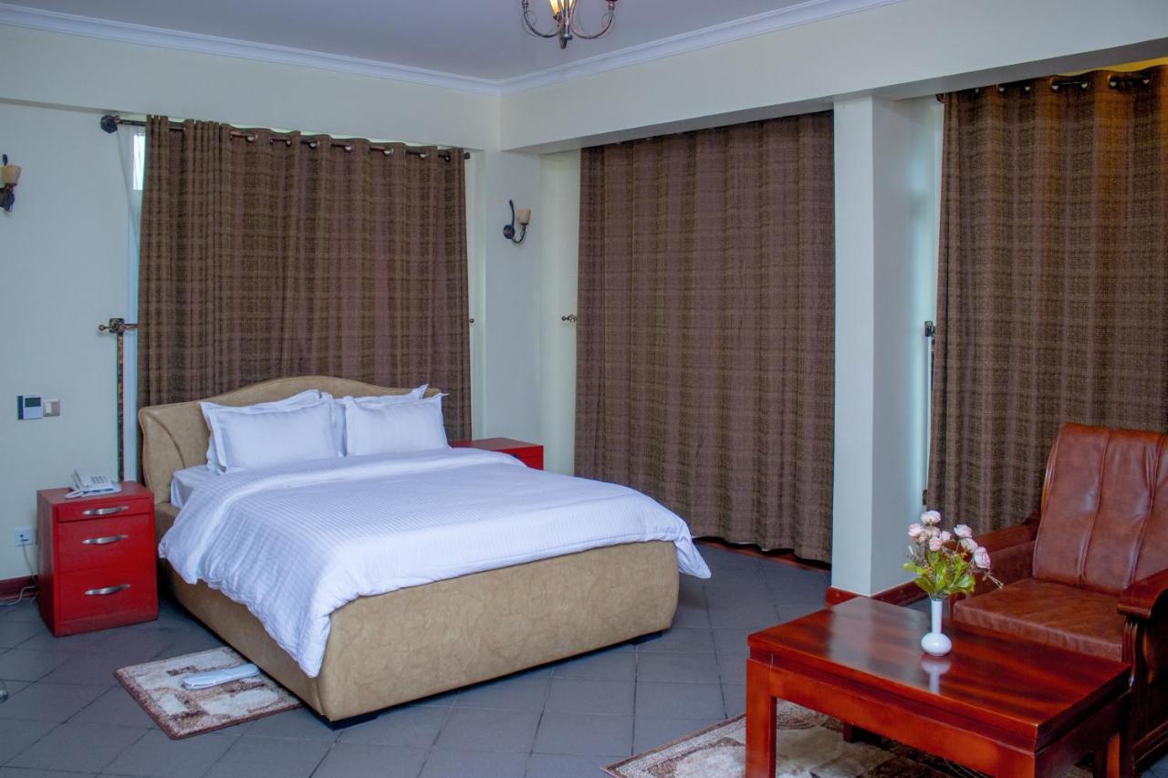 Seven Skies Hotel アルーシャ エクステリア 写真