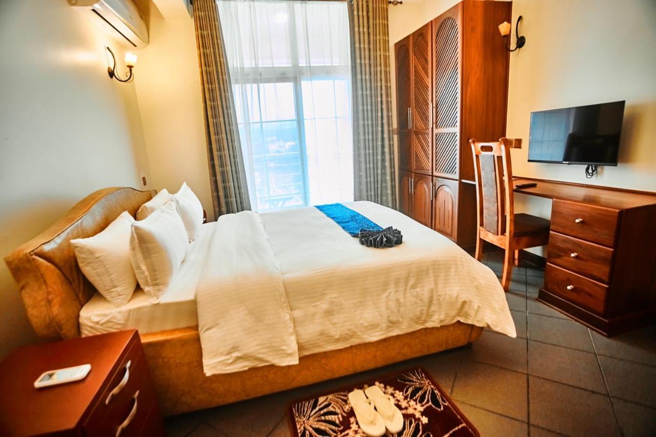 Seven Skies Hotel アルーシャ エクステリア 写真